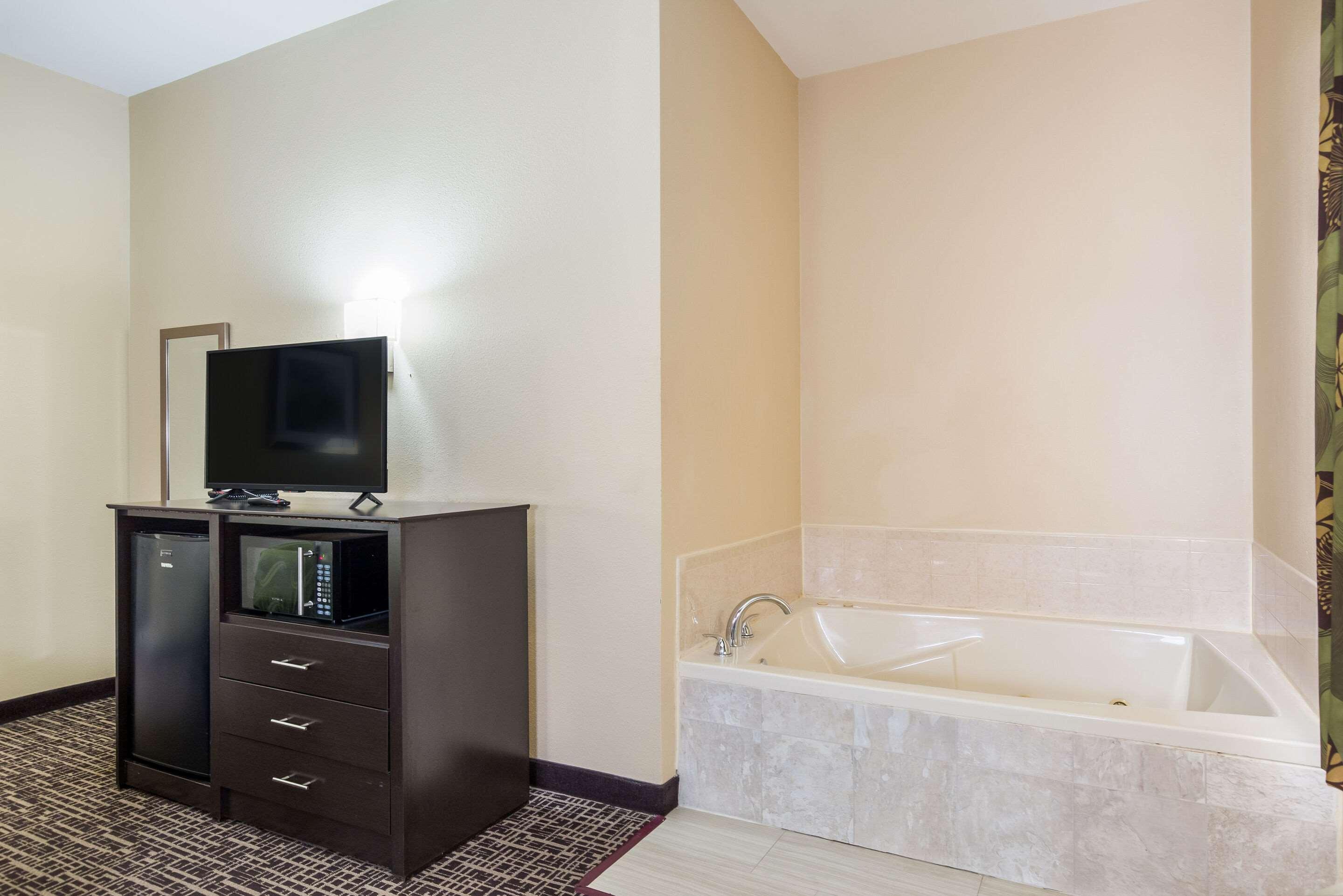 Quality Inn & Suites Caseyville - St Louis מראה חיצוני תמונה