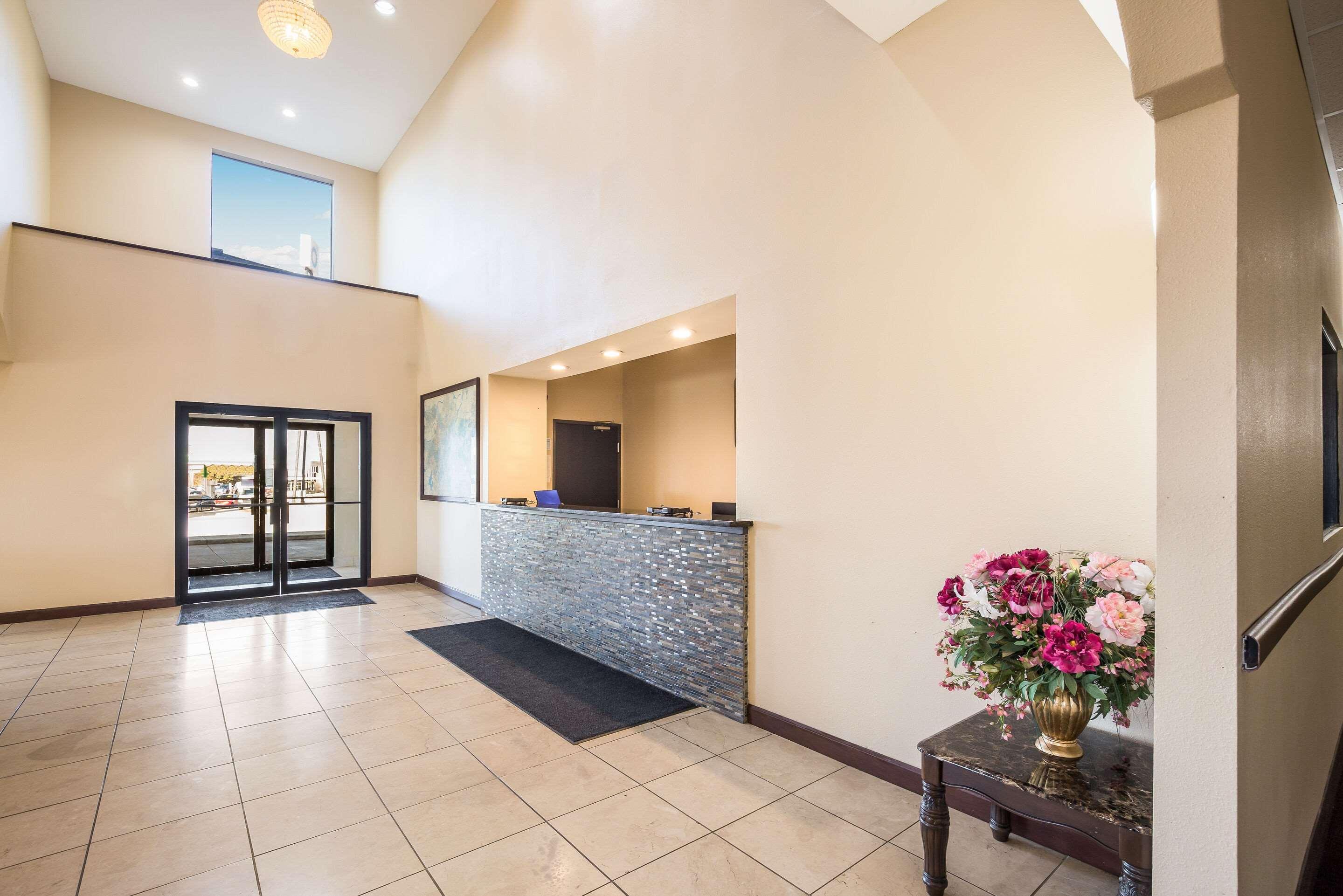 Quality Inn & Suites Caseyville - St Louis מראה חיצוני תמונה