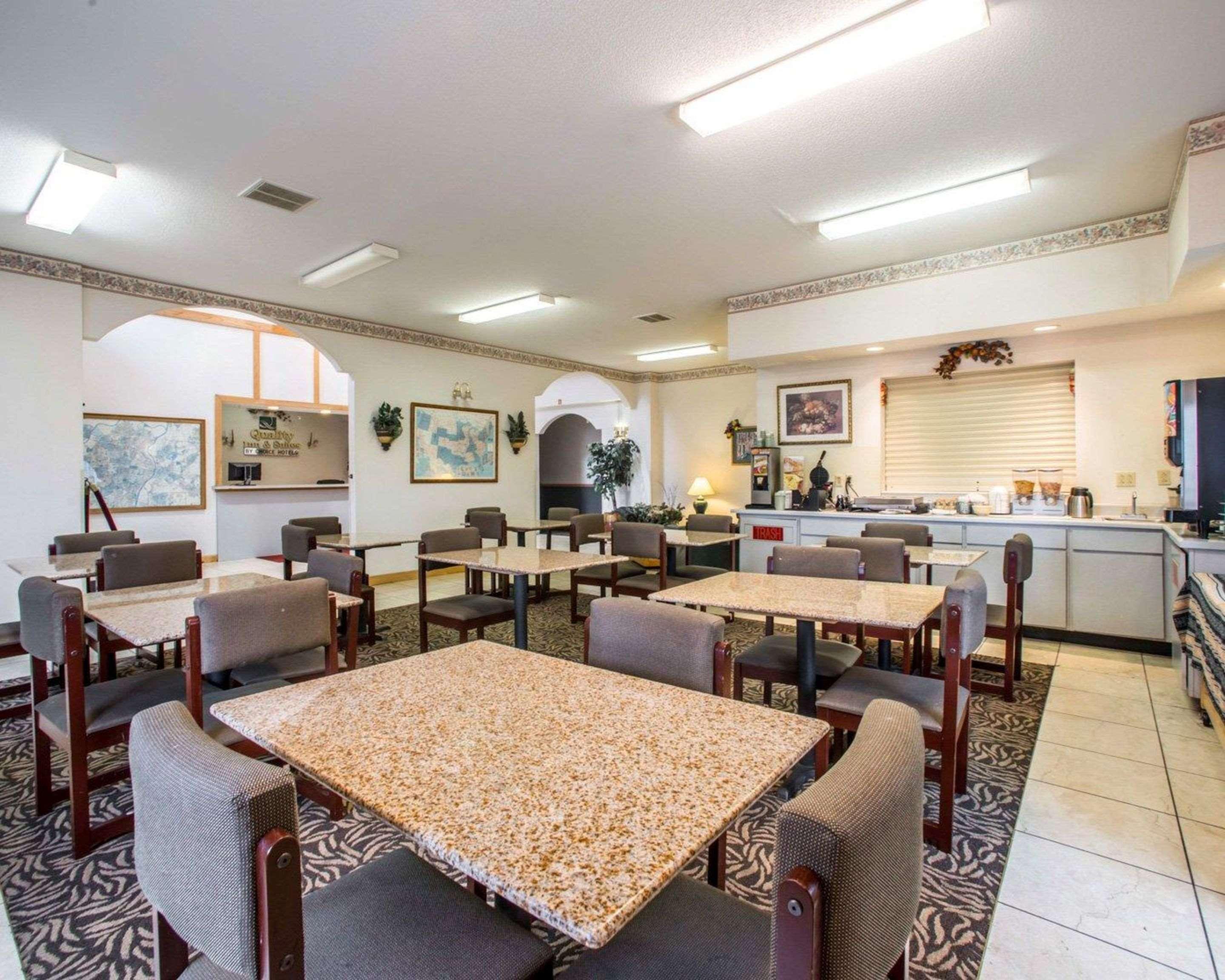 Quality Inn & Suites Caseyville - St Louis מראה חיצוני תמונה